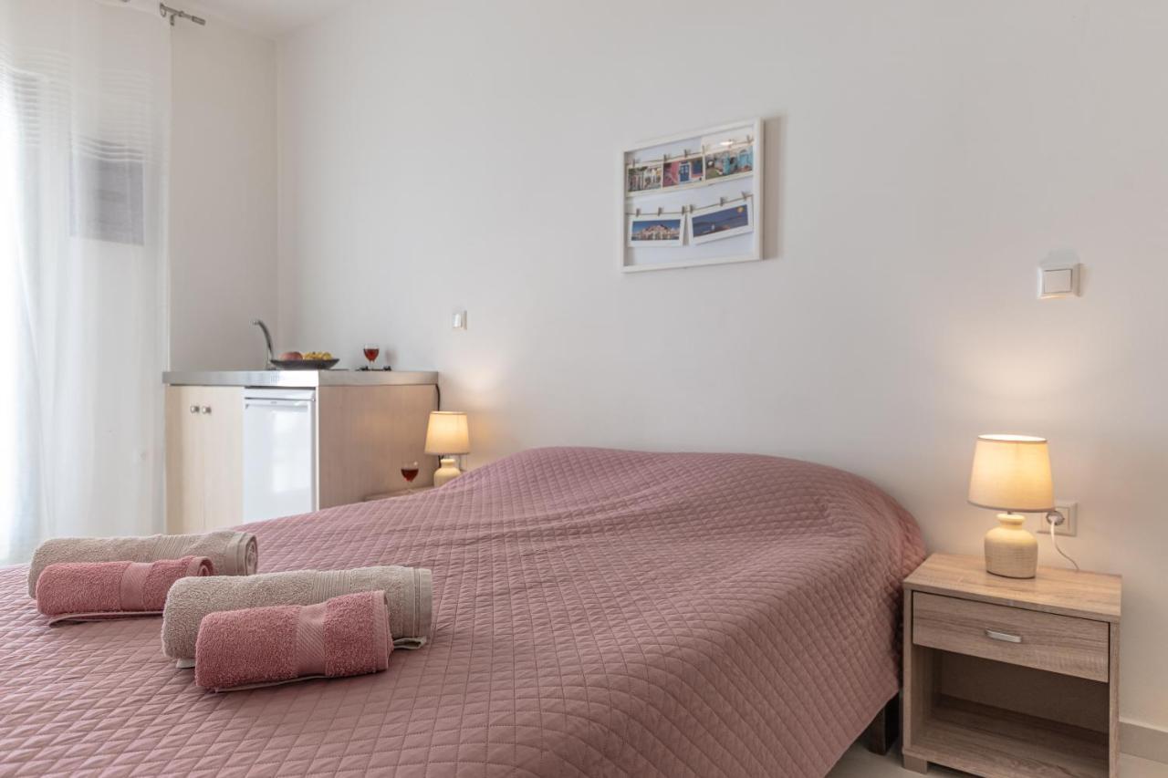 Dionysus House And Ariadne Apartment Стеліда Екстер'єр фото